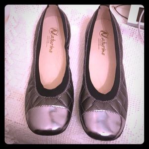 Girls Naturino  girls size  3.5